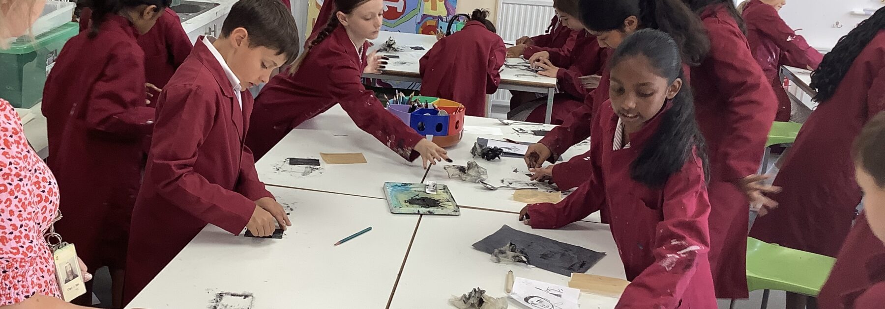Year 5 create self-portraits!