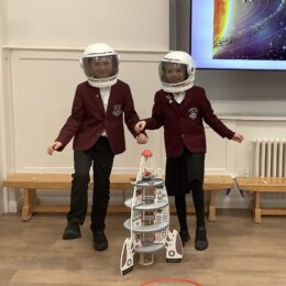 0d08e7e0 831d 43aa B23b F8fe40548e1a