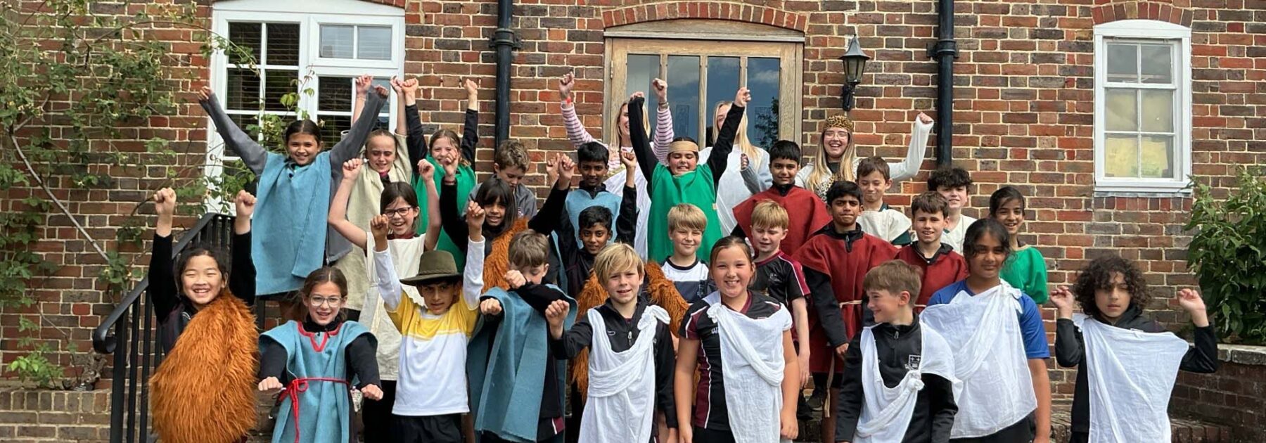 Year 4 Explore our Timeline at Leeds Castle